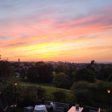 Alma Cliffe Guest House Barnoldswick Exteriér fotografie