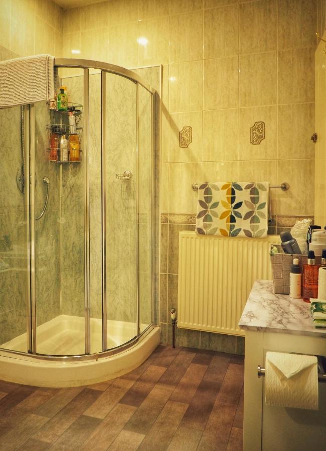 Alma Cliffe Guest House Barnoldswick Exteriér fotografie