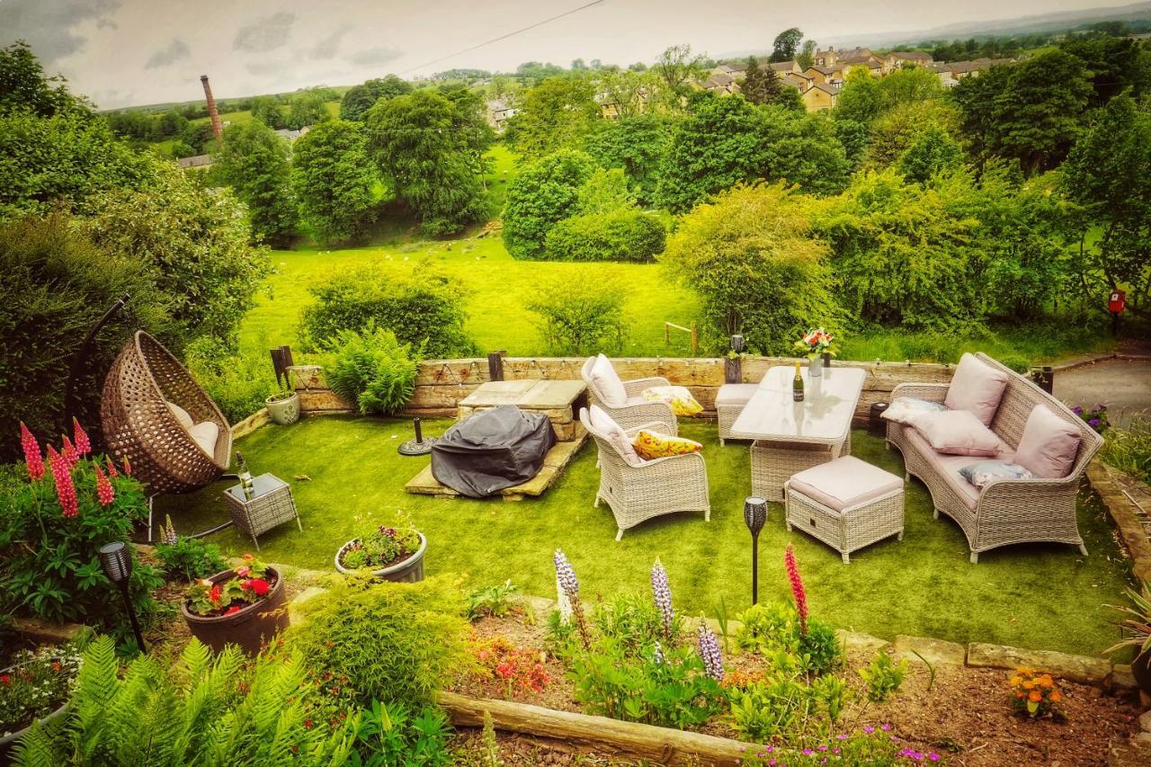 Alma Cliffe Guest House Barnoldswick Exteriér fotografie