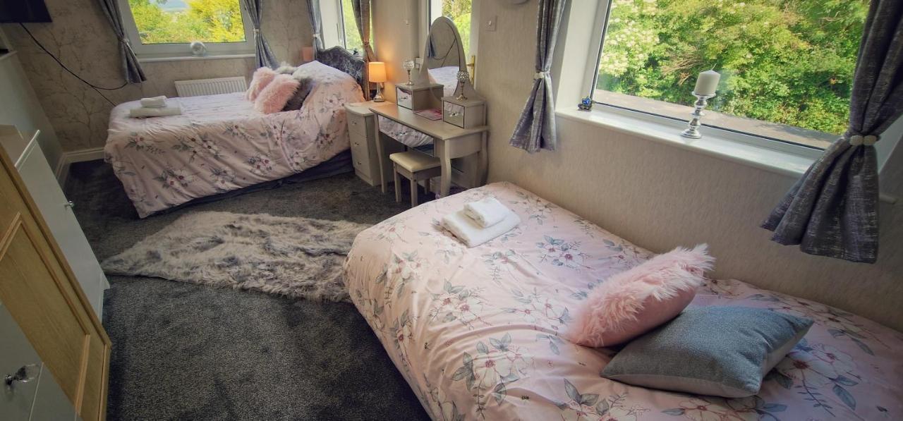 Alma Cliffe Guest House Barnoldswick Exteriér fotografie