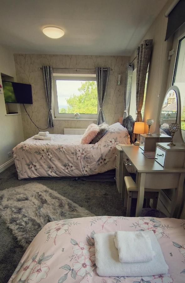 Alma Cliffe Guest House Barnoldswick Exteriér fotografie